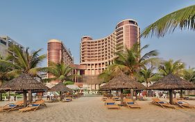 Holiday Beach Hotel Danang